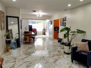 2614 Fillmore St, Hollywood FL 33020