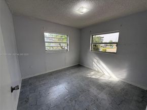 20001 NW 43rd Pl, Miami Gardens FL 33055