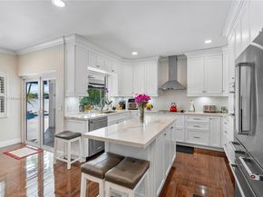 20230 NW 7th St, Pembroke Pines FL 33029