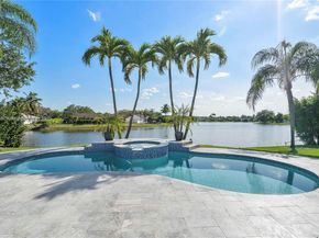 20230 NW 7th St, Pembroke Pines FL 33029
