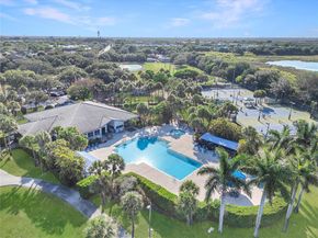 20230 NW 7th St, Pembroke Pines FL 33029