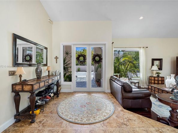 17640 Old Cutler Rd, Palmetto Bay FL 33157