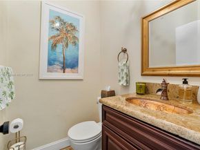 17640 Old Cutler Rd, Palmetto Bay FL 33157