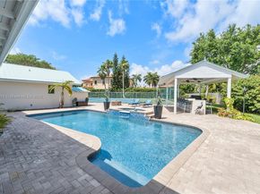 17640 Old Cutler Rd, Palmetto Bay FL 33157