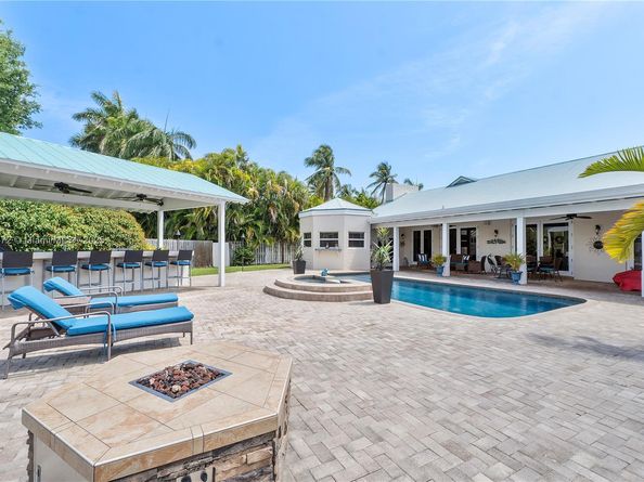 17640 Old Cutler Rd, Palmetto Bay FL 33157