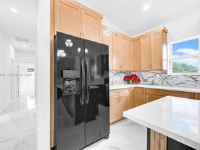 6229 N Arthur St, Hollywood FL 33024