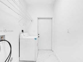 6229 N Arthur St, Hollywood FL 33024