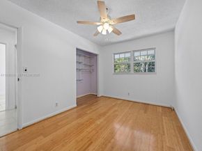 18901 SW 59th St, Southwest Ranches FL 33332