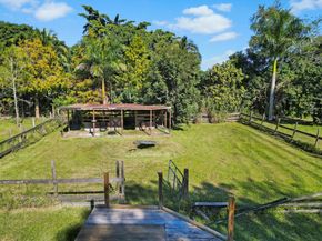 18901 SW 59th St, Southwest Ranches FL 33332