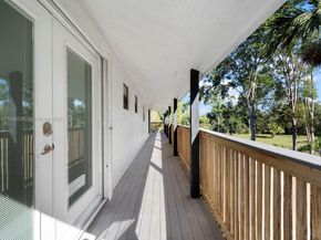 18901 SW 59th St, Southwest Ranches FL 33332