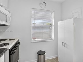 7897 Golf Cir Dr 307, Margate FL 33063