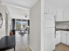 7897 Golf Cir Dr 307, Margate FL 33063