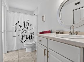 7897 Golf Cir Dr 307, Margate FL 33063