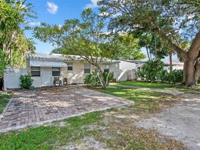 2231 Cleveland St, Hollywood FL 33020