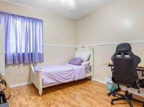 1884 SE 19th St, Homestead FL 33035