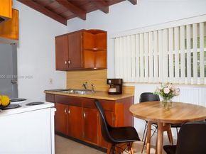 801 SW 22nd Ave, Fort Lauderdale FL 33312