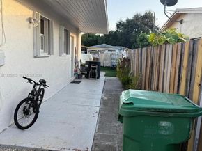 3795 NW 165th St, Miami Gardens FL 33054