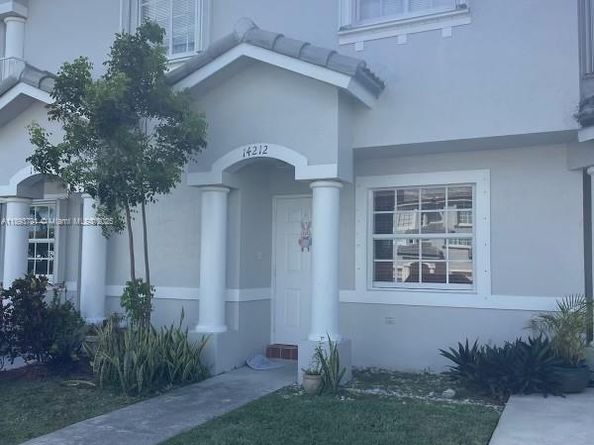 14212 SW 121st Pl 6, Miami FL 33186