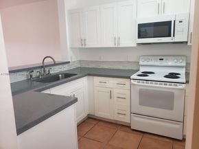 14212 SW 121st Pl 6, Miami FL 33186
