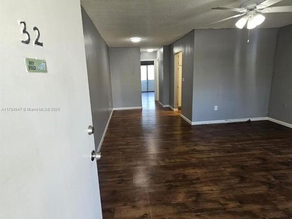 101 NW 204th St 32, Miami Gardens FL 33016