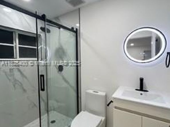 968 N 18th Ct, Hollywood FL 33020