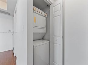 3232 SW 22nd Ter 1609, Miami FL 33145