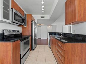 3232 SW 22nd Ter 1609, Miami FL 33145