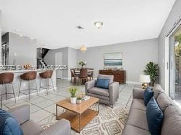 412 NW 108th Ter, Pembroke Pines FL 33026