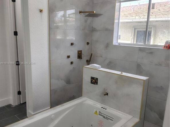 5313 SW 20th St, West Park FL 33023