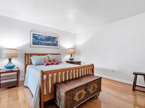 3235 Mcdonald St 5, Miami FL 33133