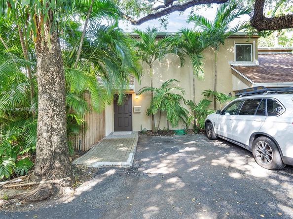 3235 Mcdonald St 5, Miami FL 33133