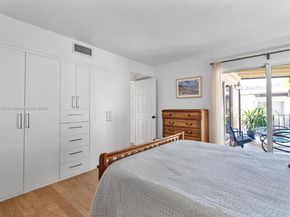 3235 Mcdonald St 5, Miami FL 33133