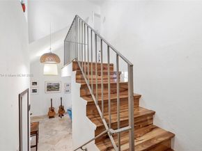 3235 Mcdonald St 5, Miami FL 33133