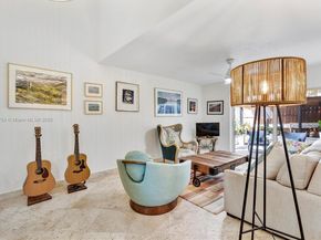 3235 Mcdonald St 5, Miami FL 33133