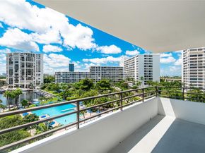 2500 Parkview Dr 821, Hallandale Beach FL 33009
