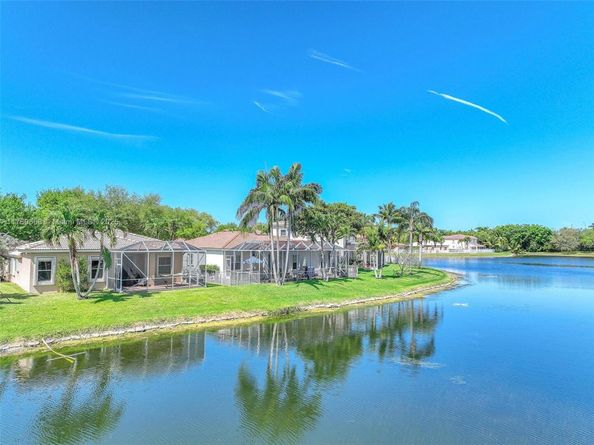4362 NW 44th Ter, Coconut Creek FL 33073