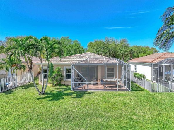4362 NW 44th Ter, Coconut Creek FL 33073