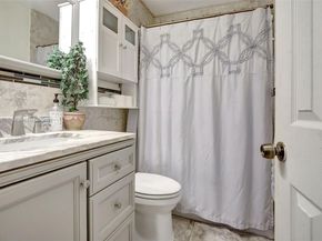 421 NW 77th Way, Pembroke Pines FL 33024