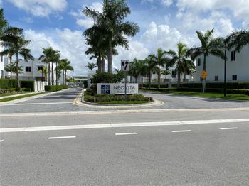 7227 NW 103rd Path