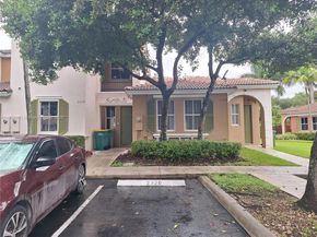 2318 NE 42nd Cir, Homestead FL 33033