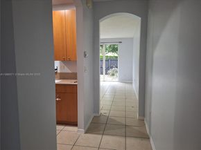 2318 NE 42nd Cir, Homestead FL 33033