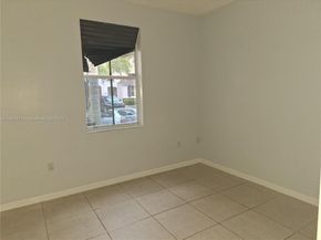 2318 NE 42nd Cir, Homestead FL 33033