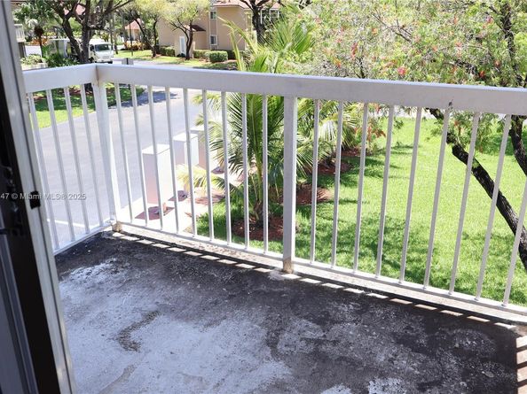 4680 NW 102nd Ave 20220, Doral FL 33178