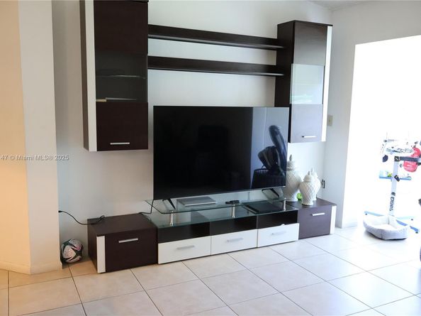 4680 NW 102nd Ave 20220, Doral FL 33178