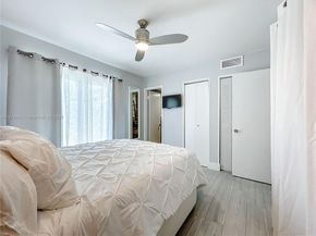 651 NE 60th St 12, Miami FL 33137