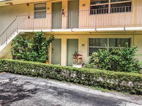 651 NE 60th St 12, Miami FL 33137