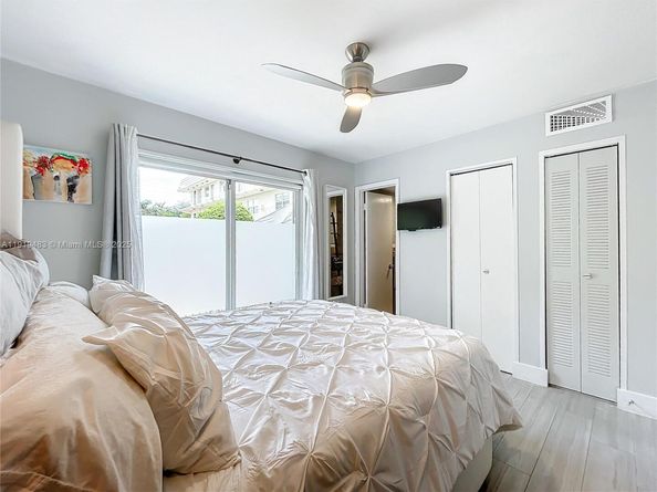 651 NE 60th St 12, Miami FL 33137