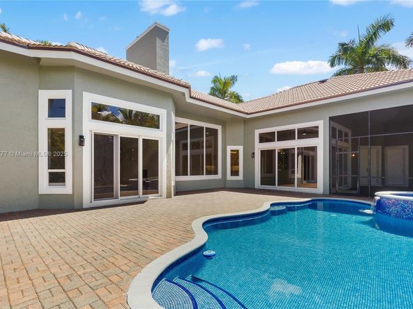 6360 NW 120th Dr, Coral Springs FL 33076