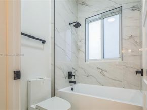 6360 NW 120th Dr, Coral Springs FL 33076