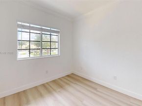 372 NE 26th Pl 201, Homestead FL 33033